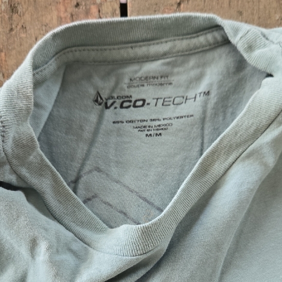 Volcom Men's Light Sage Short Sleeve Logo Tee - Picture 2 of 3